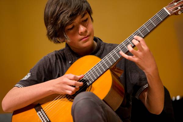 Jeune guitariste